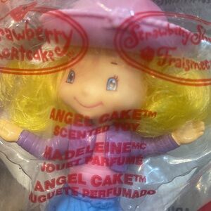 McDonald’s 2007 Happy Meal Toy Strawberry Shortcake Angel Cake